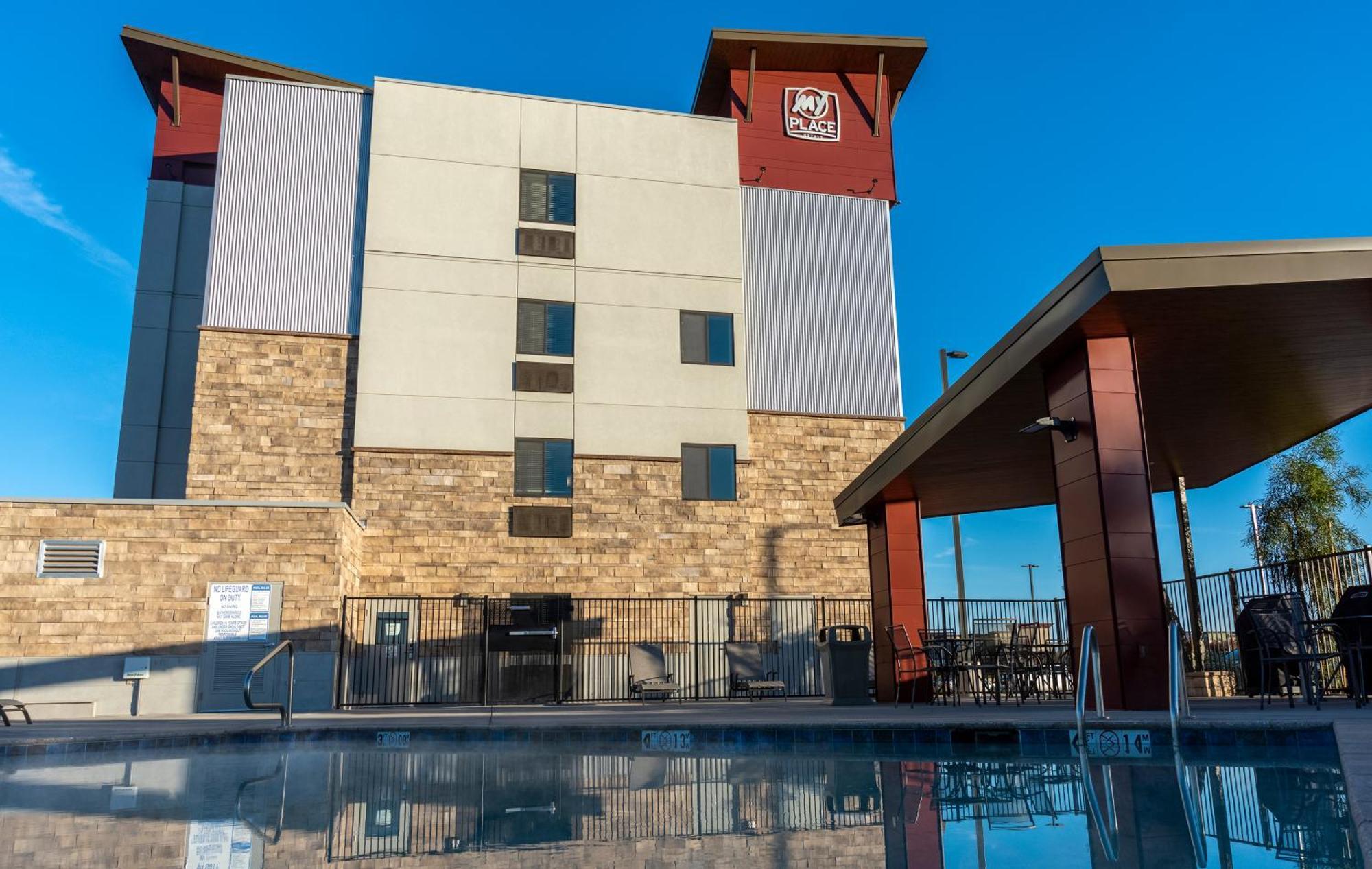 My Place Hotel-Phoenix West/Avondale, Az Екстериор снимка